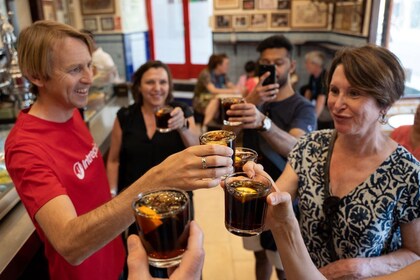 Taste Madrid: Tapas para grupos pequeños, bebidas y secretos locales