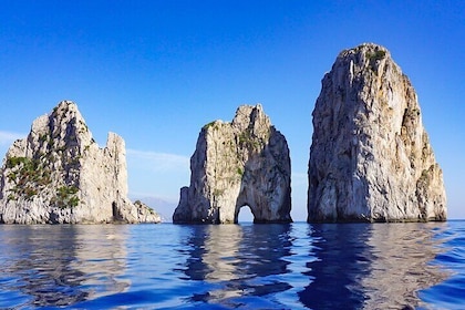 Lille gruppetur til Capri & Blue Grotto fra Napoli og Sorrento