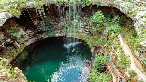 Visita a Chichén Itzá, cenote y Valladolid